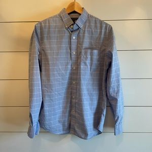 Banana Republic Tech Stretch Non-Iron shirt